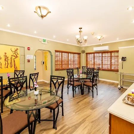Culture Crossroads Inn-2